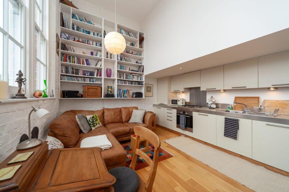 Charming 1 Bedroom Apartment In Old School House London Bagian luar foto